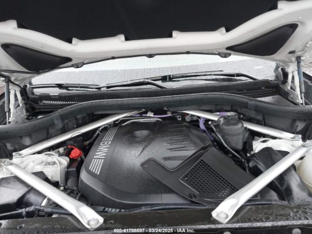5UX23EU04R9V15176 BMW X5 Xdrive40i