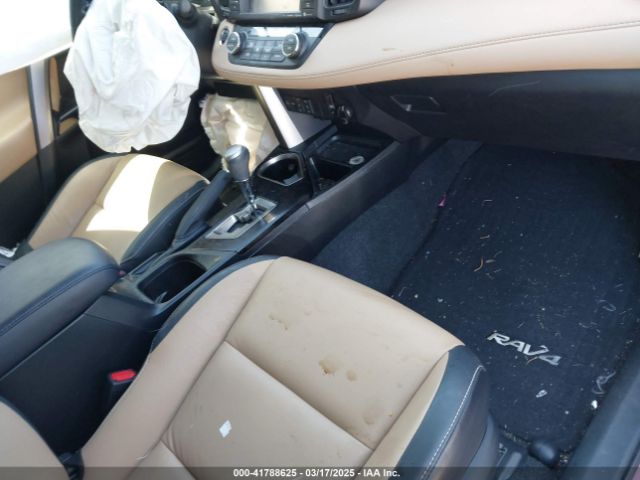 JTMYFREV5JD124432 Toyota Rav4 Limited