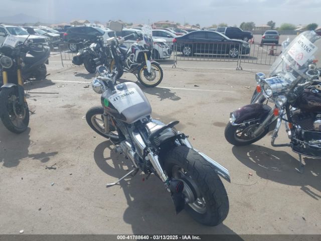 1999 HONDA VT1100 1HFSC180XXA301640 Photo 2