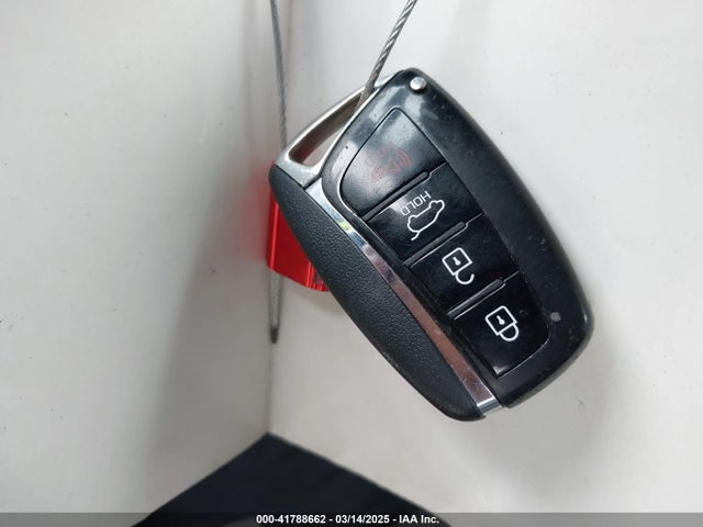KM8SRDHF1HU166266 Hyundai Santa Fe Se Ultimate
