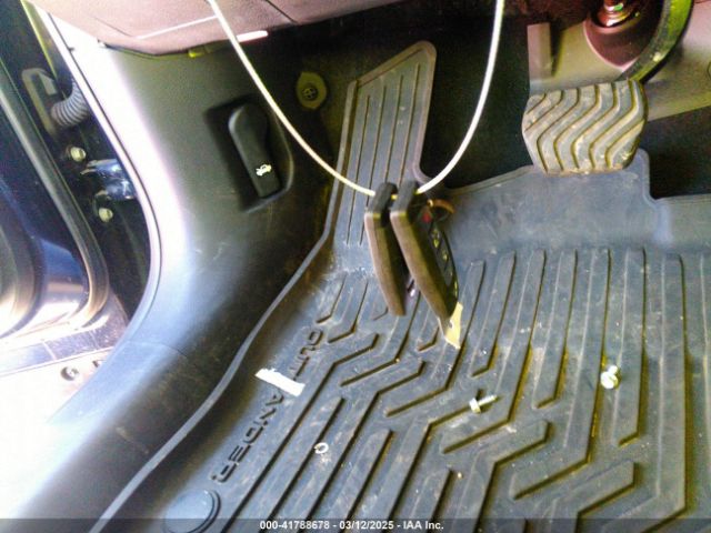 2024 MITSUBISHI OUTLANDER JA4J4VA85RZ070445 Photo 10