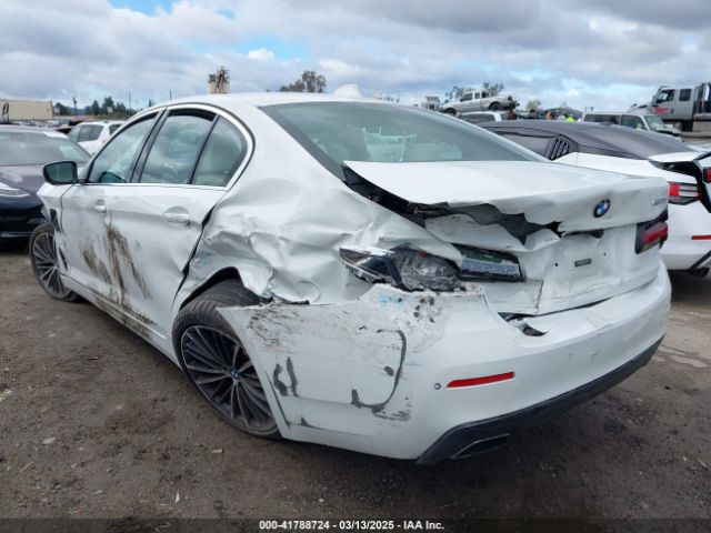 WBA13AG0XMCG10032 BMW 530e