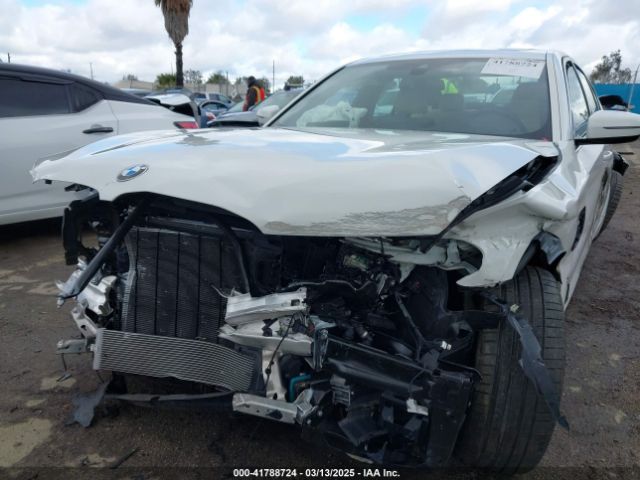 WBA13AG0XMCG10032 BMW 530e