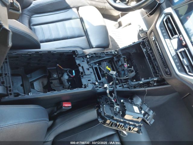 WBA53AT07MCH13853 BMW M440I