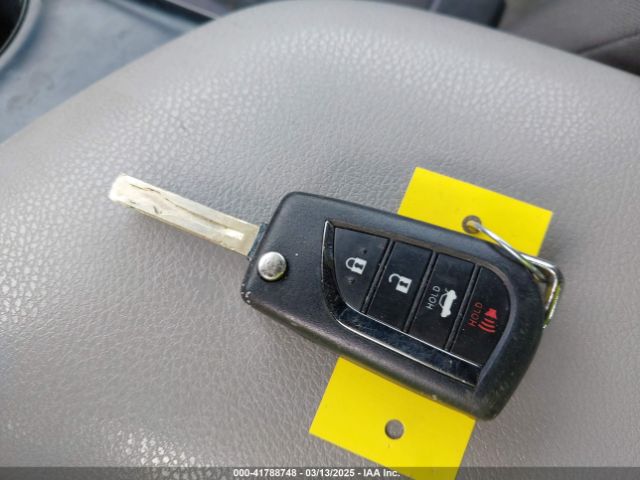 4T1B11HK4JU514232 Toyota CAMRY LE