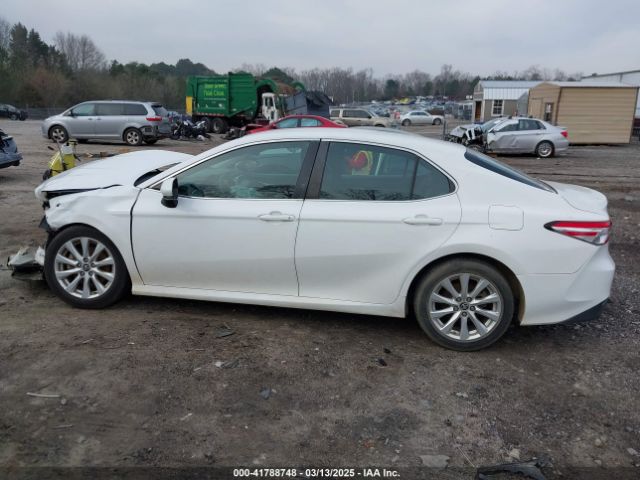 4T1B11HK4JU514232 Toyota CAMRY LE