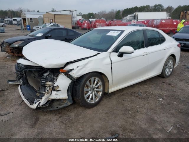 4T1B11HK4JU514232 Toyota CAMRY LE