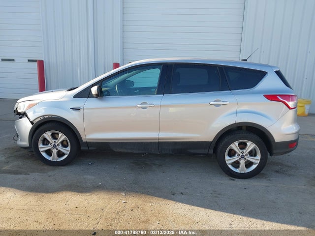 1FMCU9GX0GUA13421 Ford ESCAPE SE