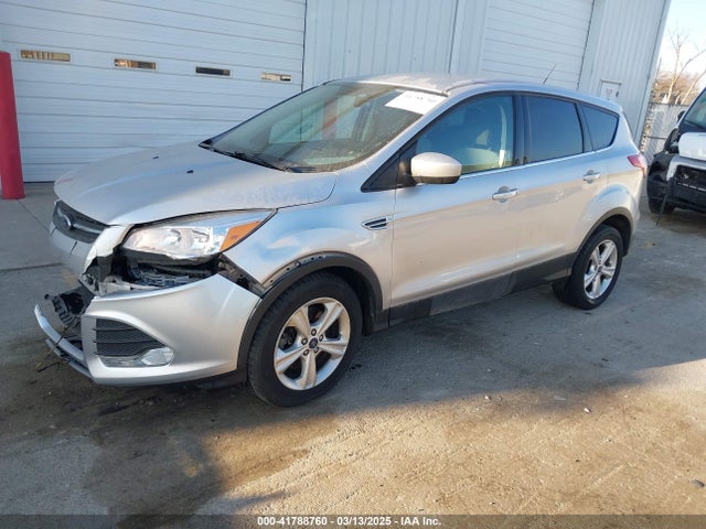 1FMCU9GX0GUA13421 Ford ESCAPE SE