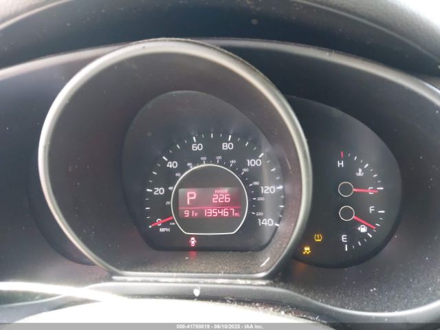 KNDJN2A26J7908043 KIA Soul !