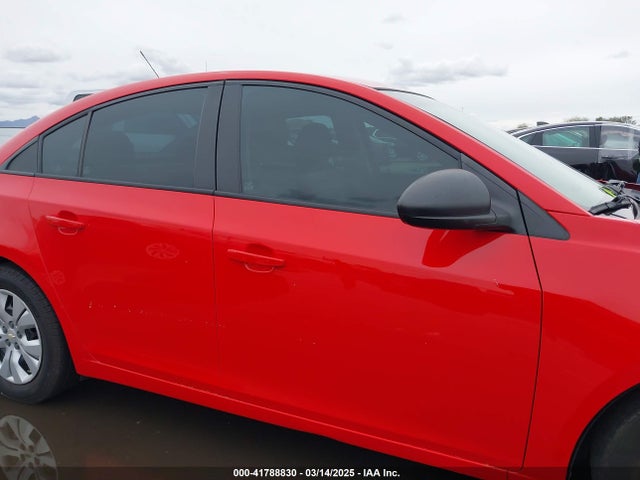 1G1PA5SH8F7130466 Chevrolet Cruze Ls Auto