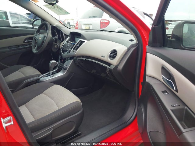 1G1PA5SH8F7130466 Chevrolet Cruze Ls Auto