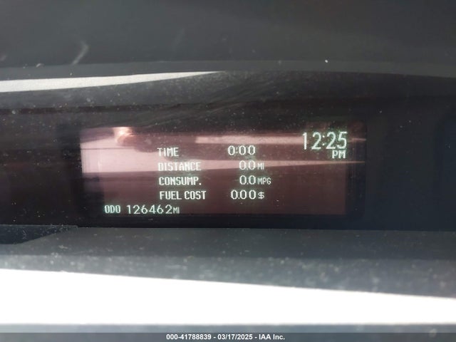 JTDKN3DUXF0432144 Toyota Prius Three