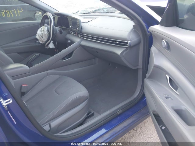 KMHLM4AG7MU145129 Hyundai ELANTRA SEL