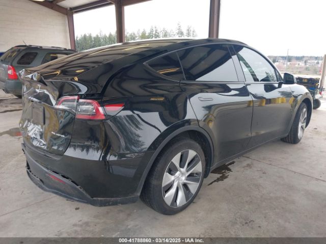 2023 TESLA MODEL Y 7SAYGDEE4PF789102 Photo 3