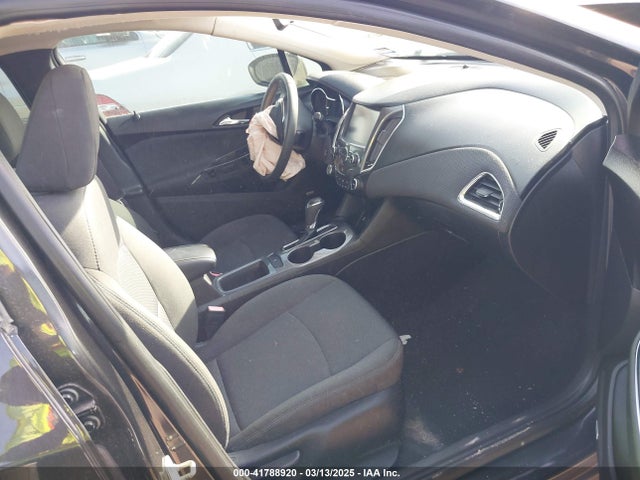 1G1BE5SM1H7223117 Chevrolet Cruze Lt Auto