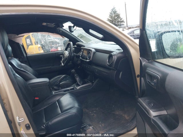 5TFCZ5ANXJX134968 Toyota Tacoma Trd Off Road