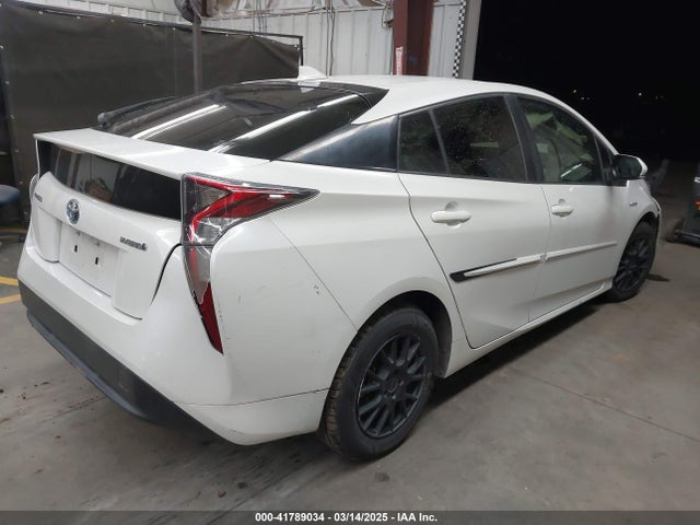 JTDKBRFU3G3513060 Toyota Prius Two
