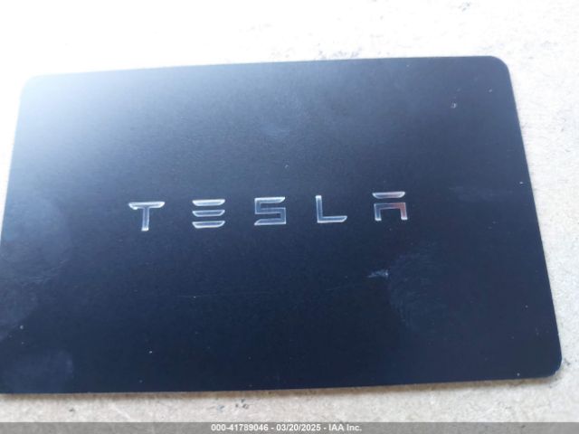 5YJ3E1EA1RF831561 Tesla MODEL 3