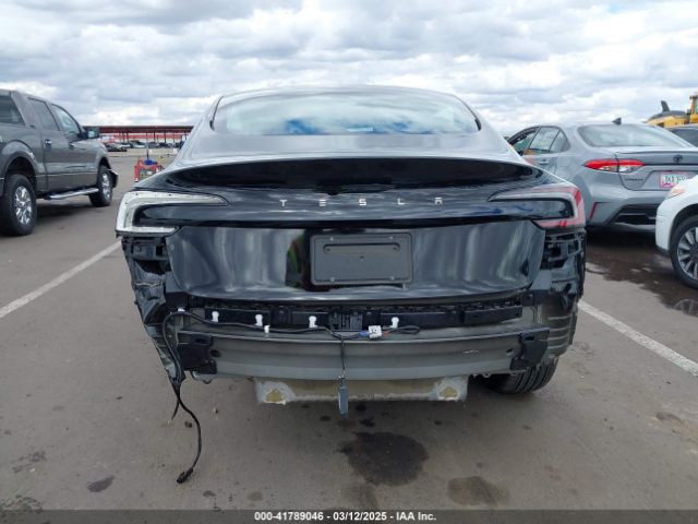 5YJ3E1EA1RF831561 Tesla MODEL 3