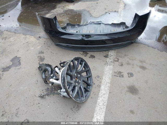 5YJ3E1EA1RF831561 Tesla MODEL 3