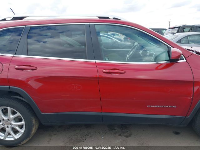 1C4PJLCS8FW516588 Jeep Cherokee Latitude