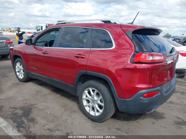 1C4PJLCS8FW516588 Jeep Cherokee Latitude