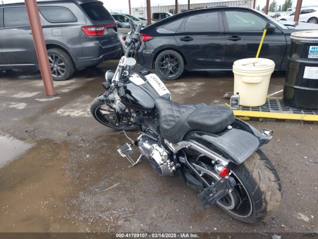 2014 HARLEY-DAVIDSON FXSB 1HD1BFV35EB053193 Photo 2