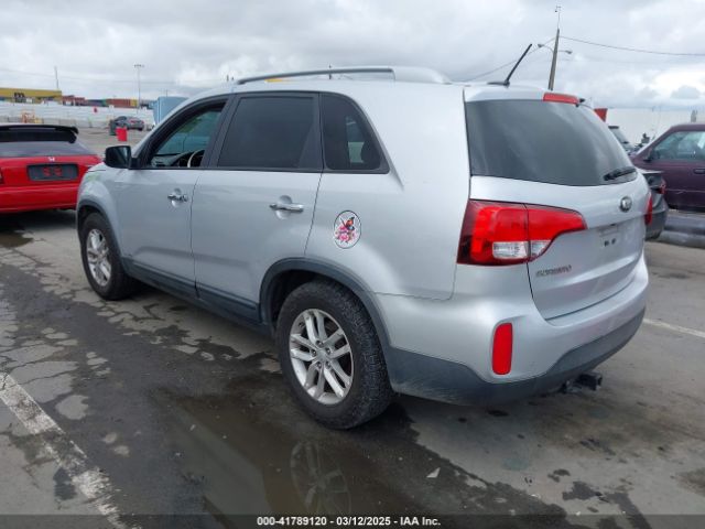 5XYKTCA69EG496907 KIA SORENTO LX