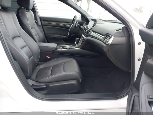 1HGCV1F34NA025766 Honda Accord Sport