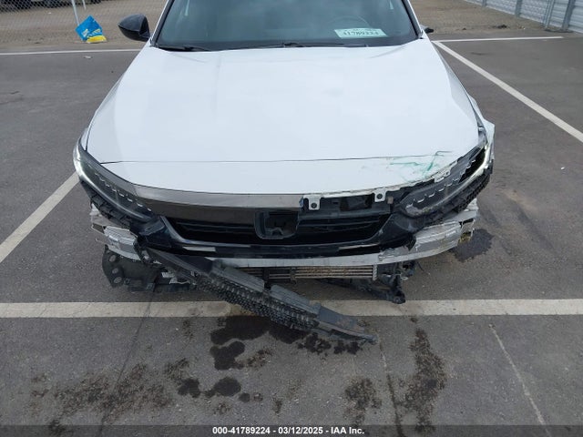 1HGCV1F34NA025766 Honda Accord Sport