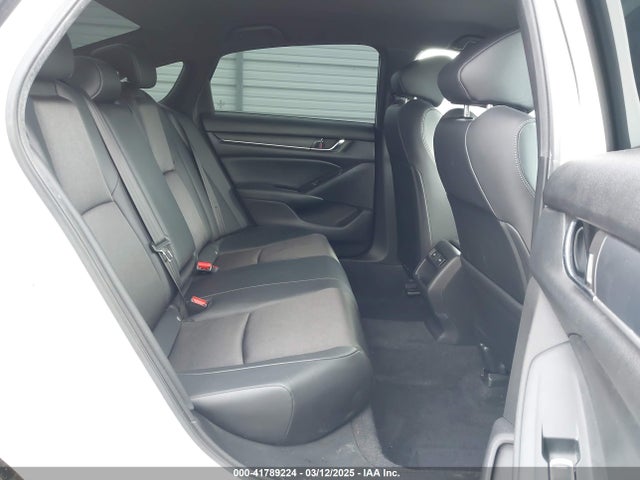 1HGCV1F34NA025766 Honda Accord Sport