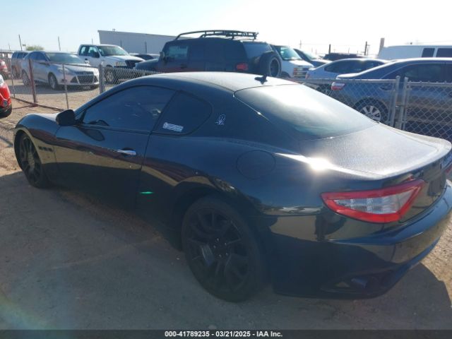 2010 MASERATI GRANTURISMO ZAM45GLA2A0050492 Photo 2