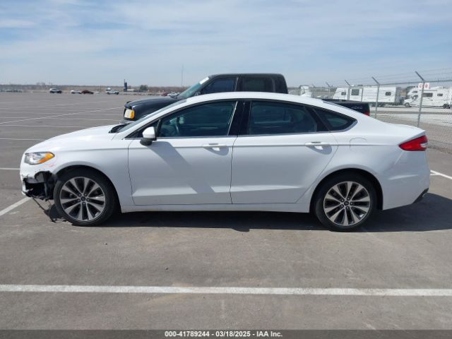 3FA6P0T92LR249765 Ford FUSION SE