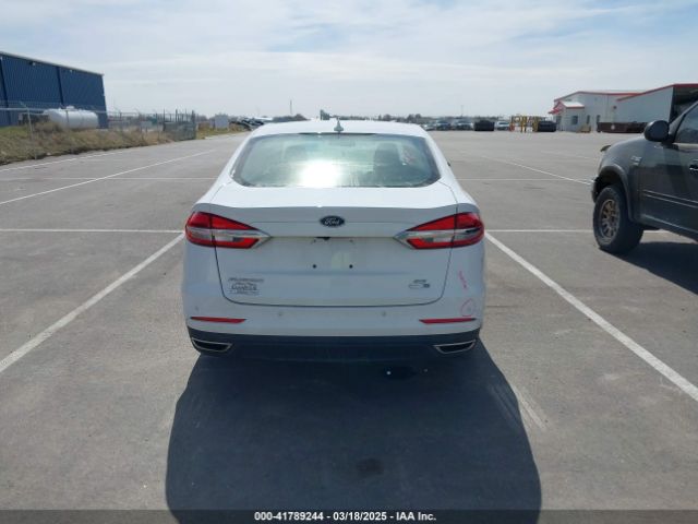 3FA6P0T92LR249765 Ford FUSION SE