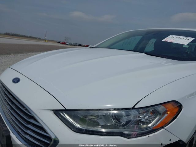 3FA6P0T92LR249765 Ford FUSION SE