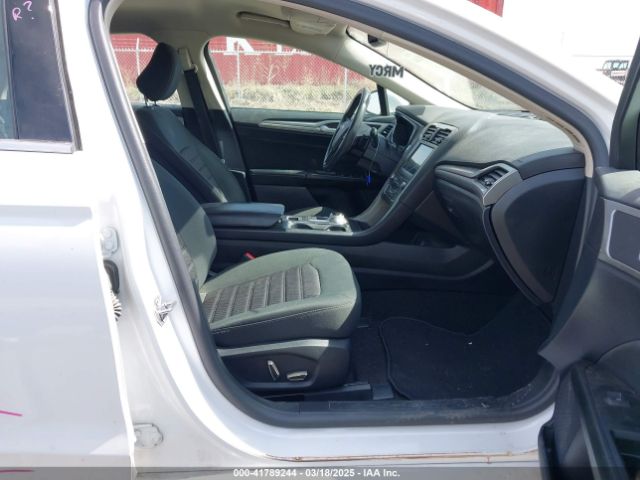 3FA6P0T92LR249765 Ford FUSION SE