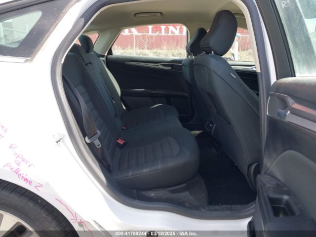 3FA6P0T92LR249765 Ford FUSION SE