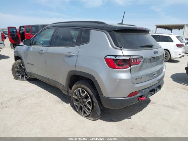 3C4NJDDB9MT527131 Jeep Compass Trailhawk 4x4