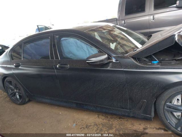 WBA7F0C53JGM23522 BMW 750i