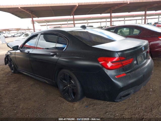 WBA7F0C53JGM23522 BMW 750i