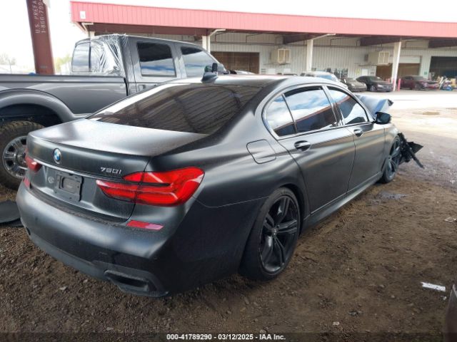 WBA7F0C53JGM23522 BMW 750i