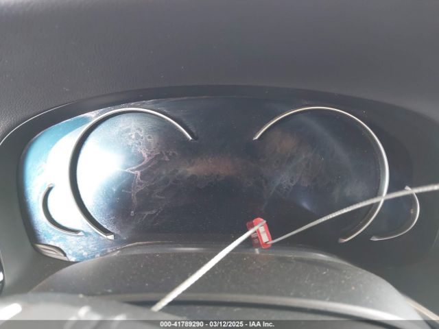 WBA7F0C53JGM23522 BMW 750i