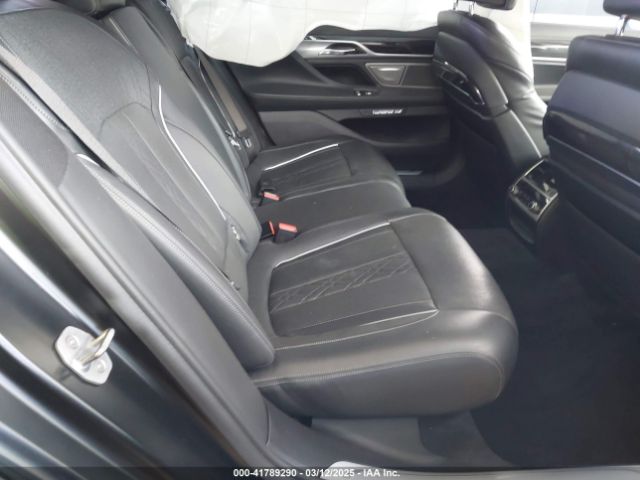 WBA7F0C53JGM23522 BMW 750i