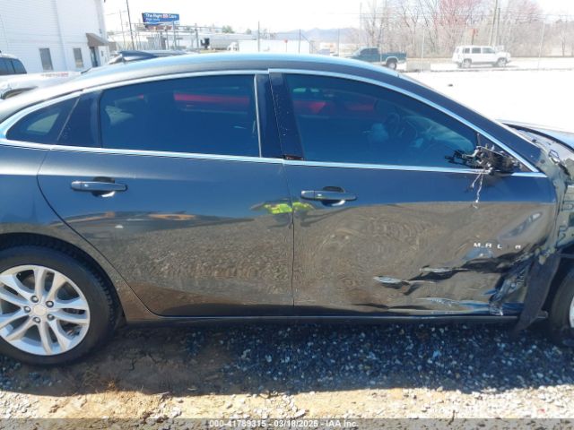 1G1ZD5ST3JF103582 Chevrolet MALIBU LT