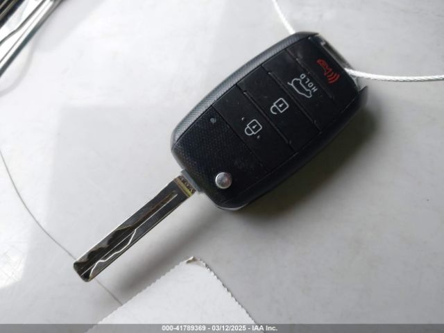 KNDJP3A55F7796370 KIA SOUL +