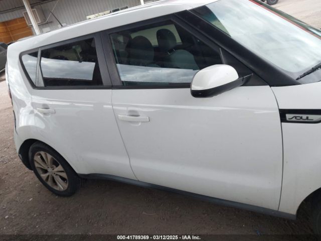 KNDJP3A55F7796370 KIA SOUL +
