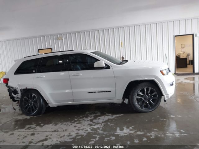 1C4RJEAG4KC673422 Jeep Grand Cherokee Altitude 4x2
