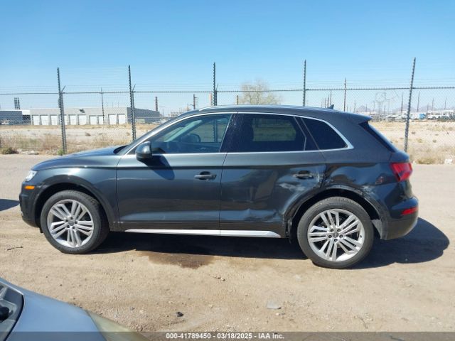 WA1BNAFY4K2042119 Audi Q5 45 Premium