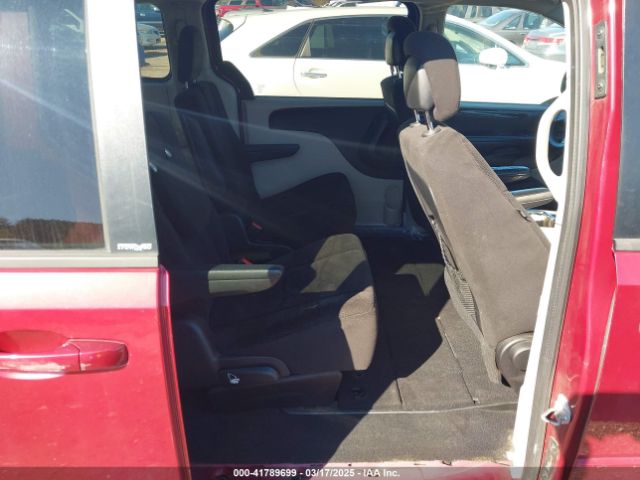 2C4RDGCG8ER121546 Dodge Grand Caravan Sxt